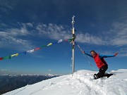 01 In vetta al Monte Ocone (anticima-croce 1363 m)